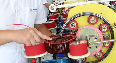 圣元環(huán)形變壓器車間生產實況