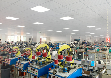 圣元電器環(huán)形變壓器廠(chǎng)家生產(chǎn)車(chē)間